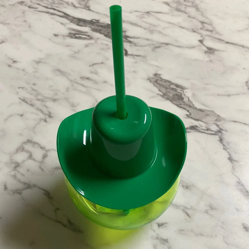 Green Shamrock Party Cup